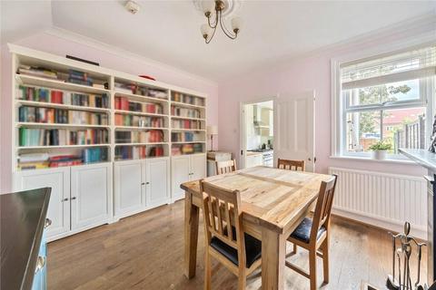 73 Laleham Road, Staines-upon-thames, TW18 2EA