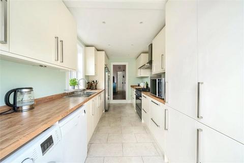 73 Laleham Road, Staines-upon-thames, TW18 2EA