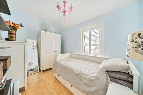 73 Laleham Road, Staines-upon-thames, TW18 2EA