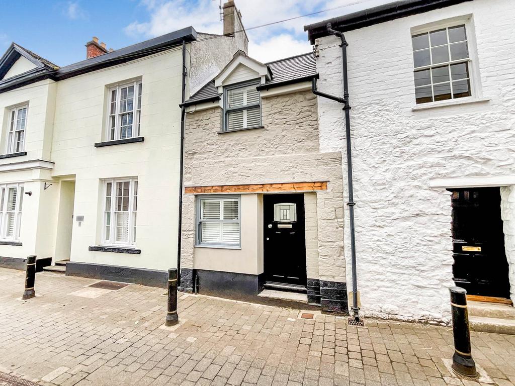 Maryport Street, Usk NP15 2 bed terraced house for sale £275,000