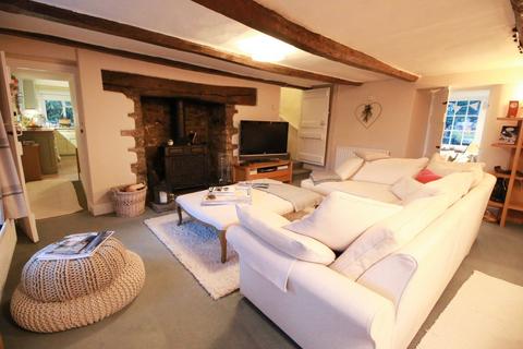 3 bedroom cottage for sale, Four Ash Street, Usk NP15