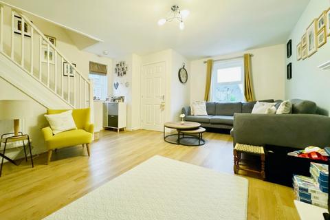 72 Burrium Gate, Usk, NP15 1TN