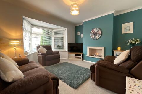 34 Ladyhill, Usk, NP15 1SH