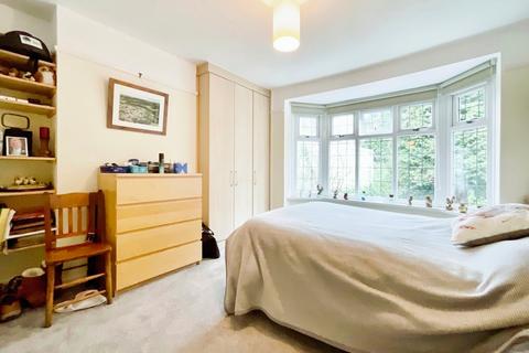 5 Conigar Crescent, Usk, NP15 1RX