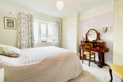 5 Conigar Crescent, Usk, NP15 1RX