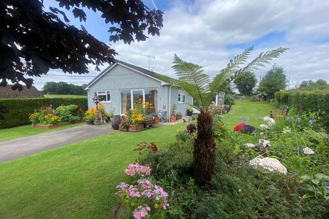 3 bedroom bungalow for sale - St Marys Close, Abergavenny NP7