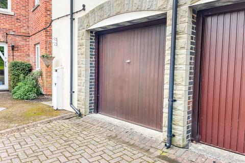 2 bedroom retirement property for sale, Mill Street, Abergavenny NP7