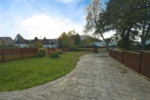 2 bedroom semi-detached bungalow for sale, Holywell Crescent, Abergavenny NP7