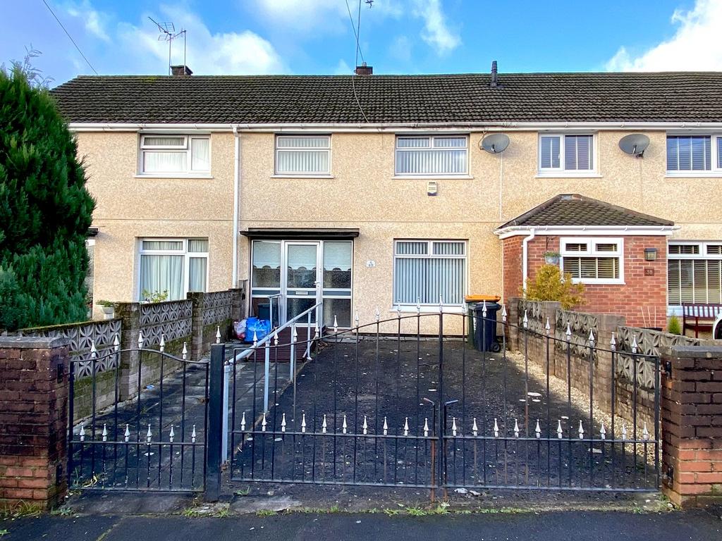 Medway Road, Newport NP20 3 bed terraced house for sale £155,000
