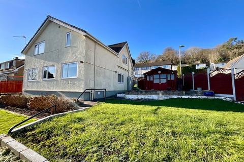 4 bedroom detached house for sale, St Anthonys Close, Pontypool NP4