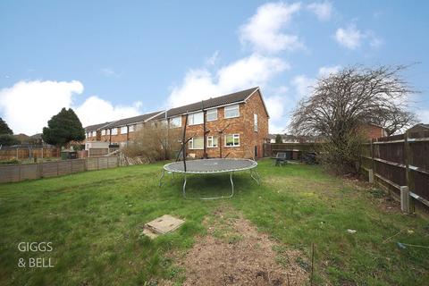 130 Birchen Grove, Luton, LU2 7TW