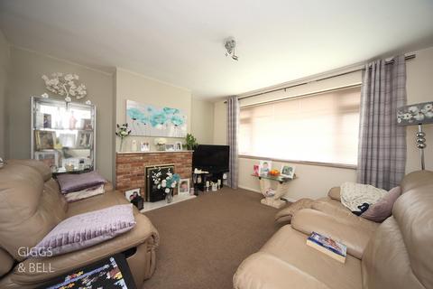 130 Birchen Grove, Luton, LU2 7TW
