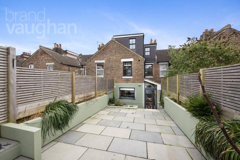 30 Bates Road, Brighton, BN1 6PG