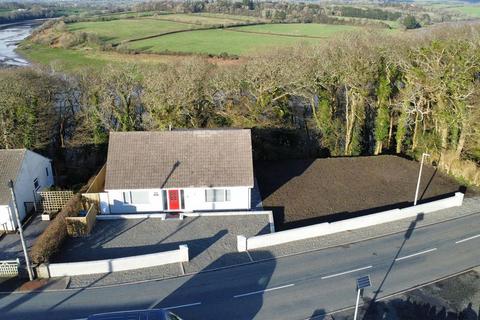 5 bedroom bungalow for sale, New Road, Hook, Haverfordwest