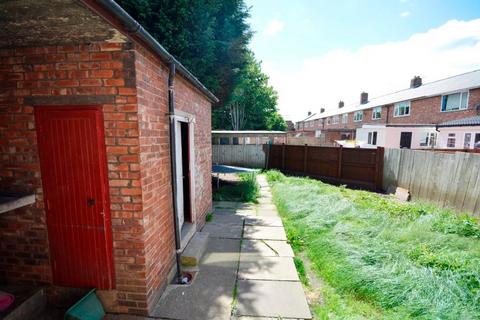 1 bedroom terraced house to rent, Bradford Crescent, Gilesgate, DH1