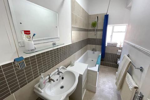1 bedroom flat to rent - Victoria Grove, Hove, East Sussex