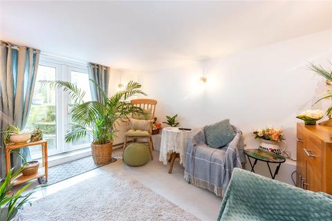 2 bedroom terraced house for sale, Dover Street, Maidstone, Kent, ME16