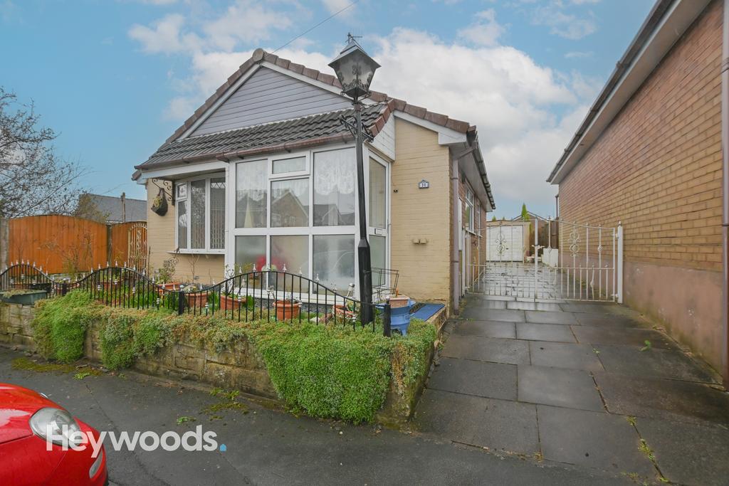 Stormont Close, Bradeley, StokeonTrent 2 bed detached bungalow for