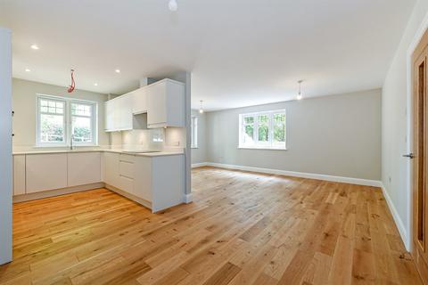 2 bedroom flat for sale, Wells Place, West Chiltington, West Sussex, RH20