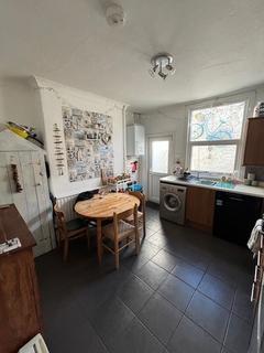 3 bedroom terraced house to rent, Plymouth PL4