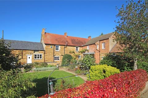 The Kiplings Bridle Road, Old, Northampton, NN6 9QY
