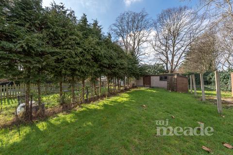 125 Garner Road, London, E17 4HG
