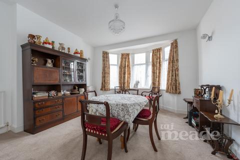 125 Garner Road, London, E17 4HG