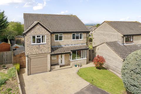 33 Apple Tree Close, Woodmancote, Cheltenham, GL52 9UA