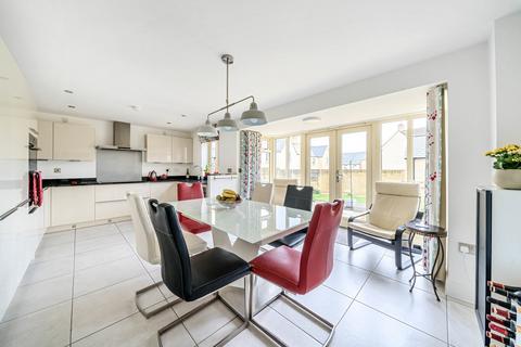4 bedroom detached house for sale, Clappen Close, Cirencester, Gloucestershire, GL7