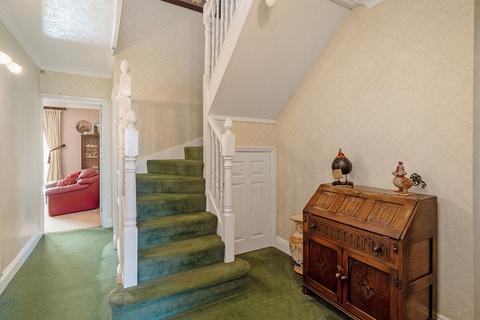 3 bedroom detached house for sale, Castle Lane North Baddesley Southampton, Hampshire, SO52 9LY