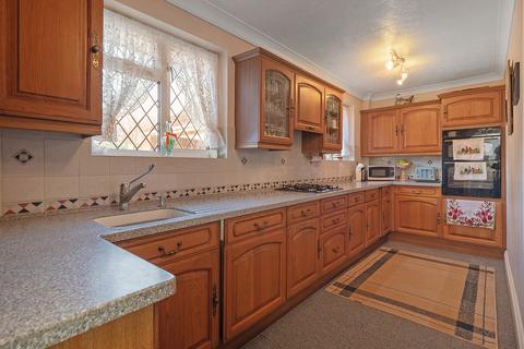 Talisman Castle Lane, North Baddesley, Southampton, SO52 9LY