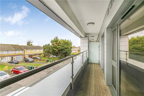 1 bedroom apartment for sale, Staines Road West, Sunbury-on-Thames, Surrey, TW16