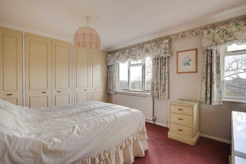 5 The Ridgeway, Caversham, Reading, RG4 8NX