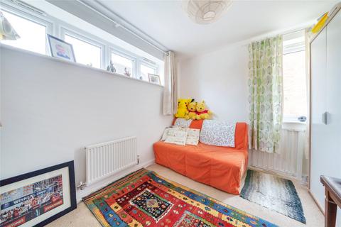 4 Agrippa Crescent, Fairfields, Milton Keynes, MK11 4AY