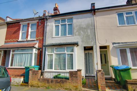 2 bedroom terraced house for sale, ST DENYS! NO FORWARD CHAIN! POTENTIAL TO IMPROVE!