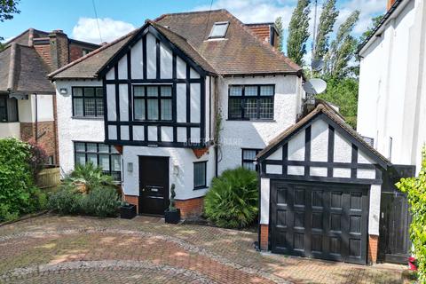 6 bedroom detached house for sale, Mill Hill NW7