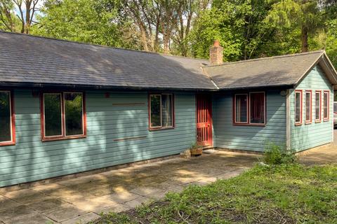 4 bedroom bungalow for sale, High Street, Llanfyllin, Powys, SY22