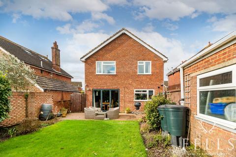 4 bedroom detached house for sale, Middle Lane, Ringwood BH24