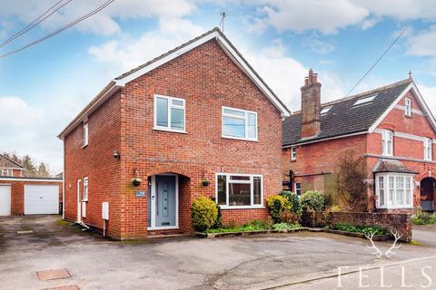 4 bedroom detached house for sale, Middle Lane, Ringwood BH24