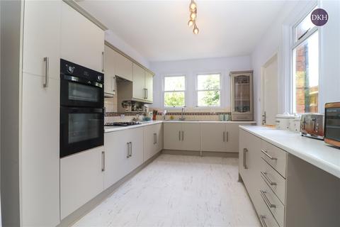 5 bedroom semi-detached house for sale, Watford WD18