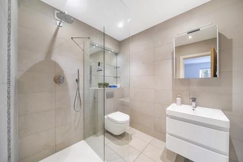 2, Greville Lodge Broadhurst Avenue, Edgware, HA8 8TL