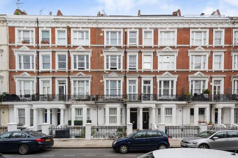 2 bedroom flat to rent, Maclise Road, Olympia, London, W14