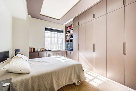 2 bedroom flat to rent, Kings Road, Chelsea, London, SW3