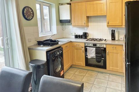 2 bedroom terraced house to rent, Coppice Drive, Netherton, Huddersfield, HD4