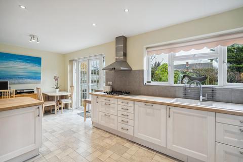 24 Heath Road, Beaconsfield, HP9 1DG