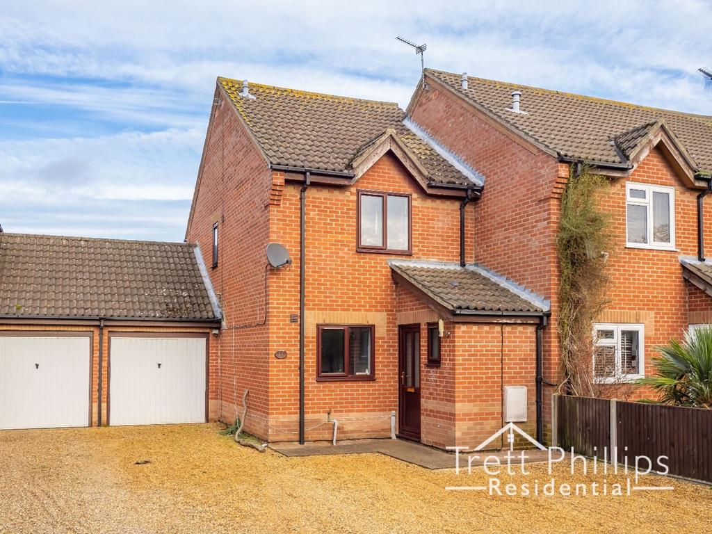 Station Close, Martham 2 bed terraced house for sale £190,000