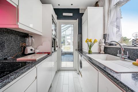 70 Ankerdine Crescent, Shooters Hill, London, SE18 3LG