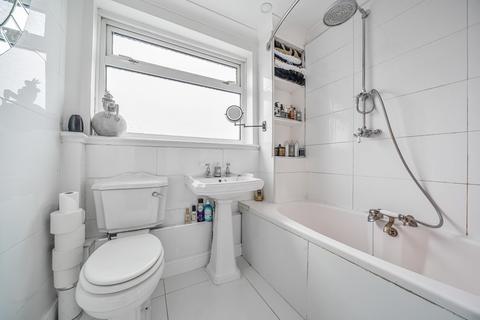 70 Ankerdine Crescent, Shooters Hill, London, SE18 3LG
