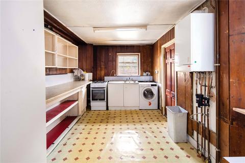 82 Adley Street, London, E5 0DZ