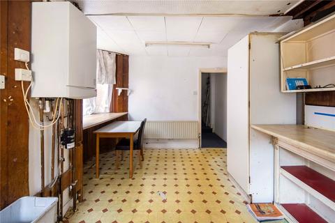 82 Adley Street, London, E5 0DZ